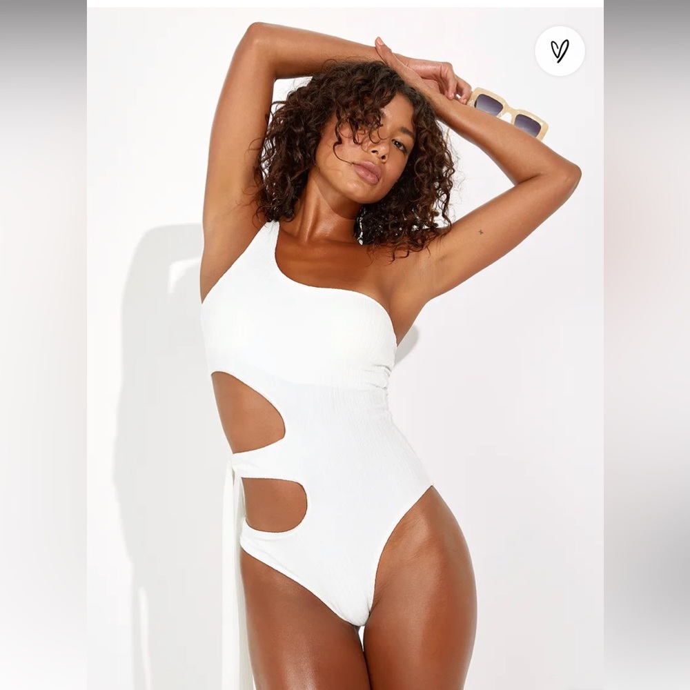 Lulu’s Just Add Water White Ribbed One-Shoulder Side-Tie Swimsuit - Picture 3 of 8
